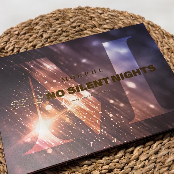 Morphe No Silent Nights Palette 35 XS. NWT - Picture 3 of 11